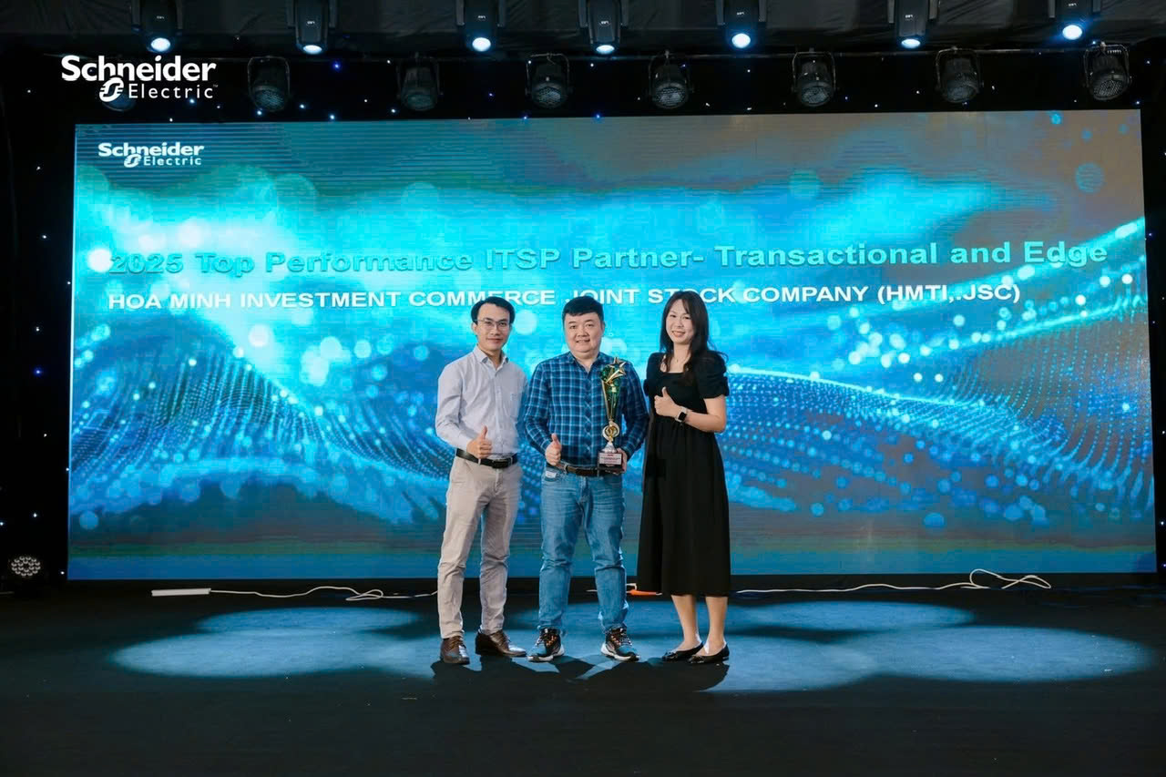 HOA MINH Vinh Dự Nhận Cúp Thành Tích APC Schneider Electric Năm 2025